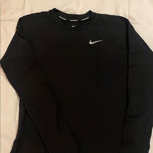 Nike Men's Black Long Sleeve Tee